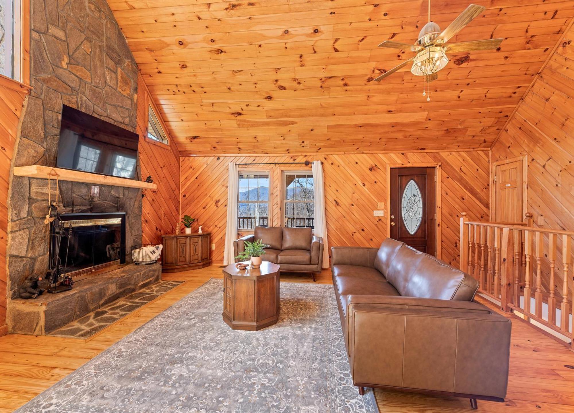 Maggie Valley Cabin With Beautiful Mountain Views, Hottub, Pet Friendly, Gameroom, Fireplace Extérieur photo