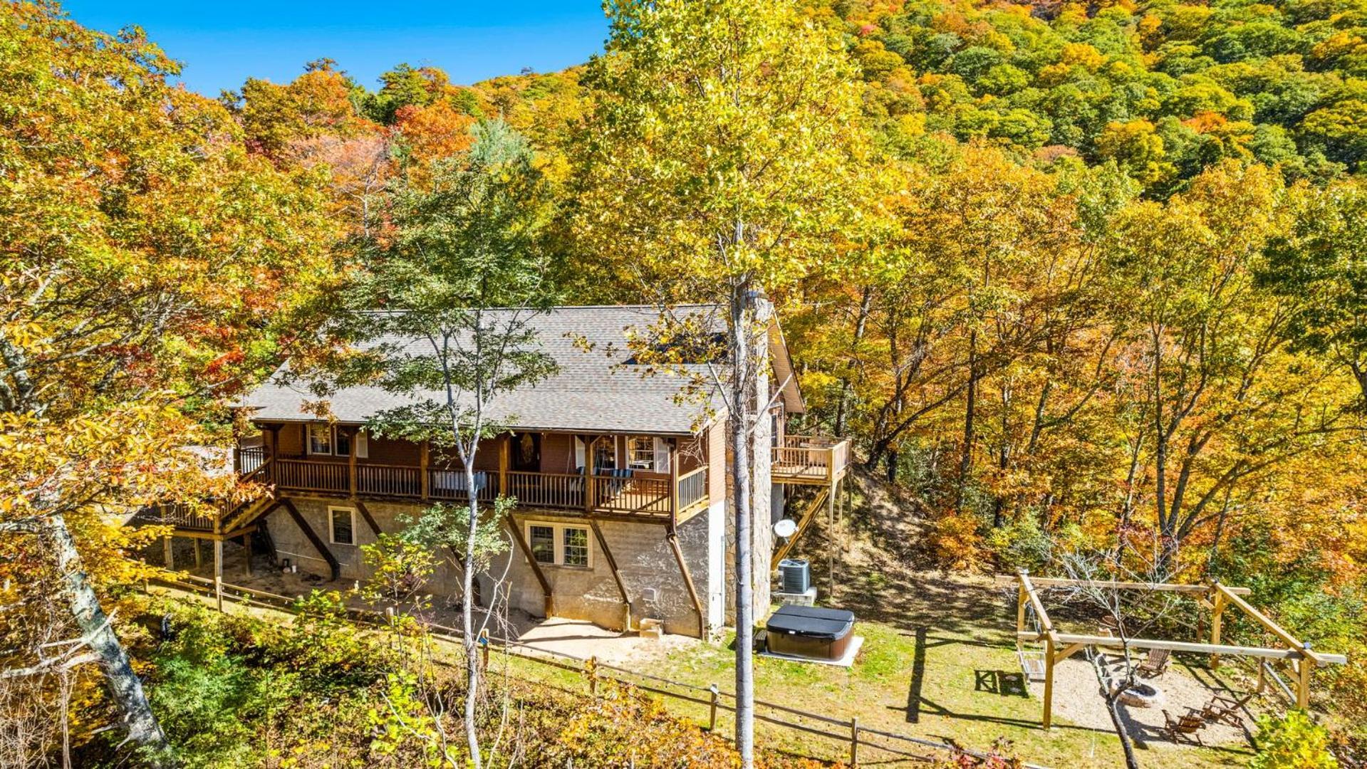 Maggie Valley Cabin With Beautiful Mountain Views, Hottub, Pet Friendly, Gameroom, Fireplace Extérieur photo